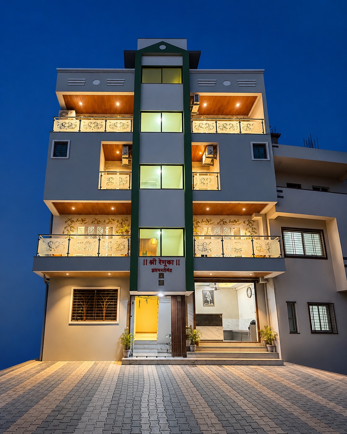 Hotel Dnyaneshwari Inn lodging exterior